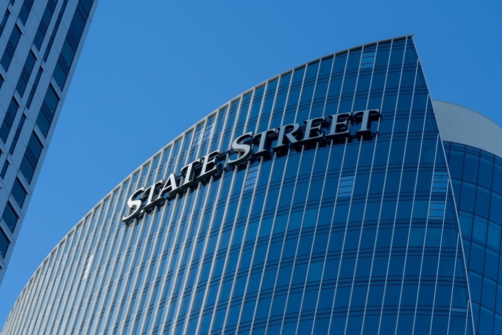 0 News Article Image SPY Parent State Street's Q2 Beat Overshadowed By Rising Costs, Dwindling Net Interest Income - State Street  ( NYSE:STT ) 