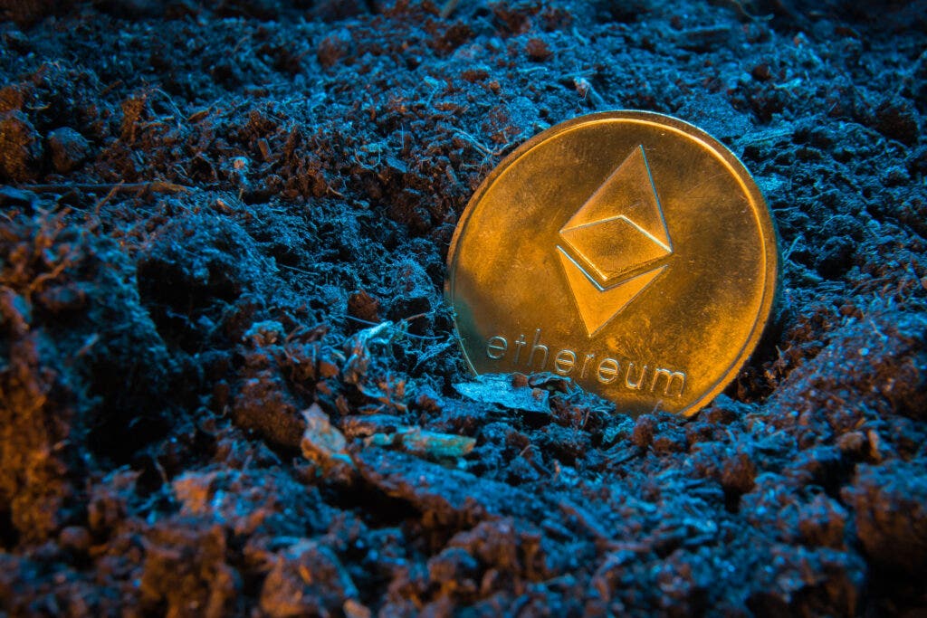 Feature Image for interests on CryptoCurrency, Cryptocurrency, Financial Services, News from benzinga.com