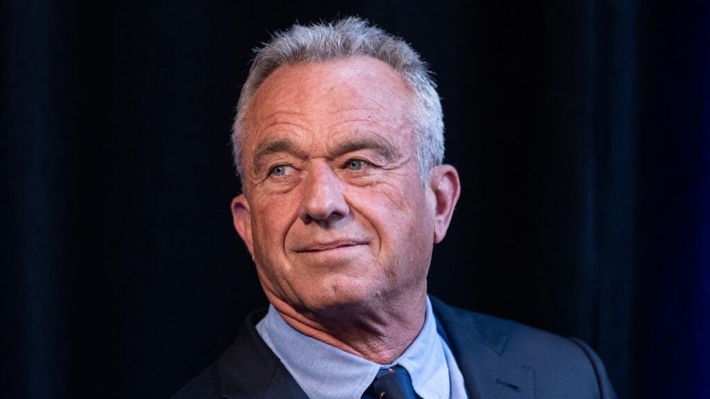 RFK Jr Halts 500 Million In MRNA Vaccine Projects Backed By Pfizer rfk-jr-halts-500-million-in-mrna-vaccine-projects-backed-by-pfizer