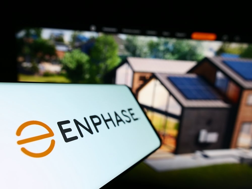 2 News Article Image Enphase Energy renforce sa présence en Europe avec la certification de cybersécurité et de nouveaux partenariats de financement - Enphase Energy