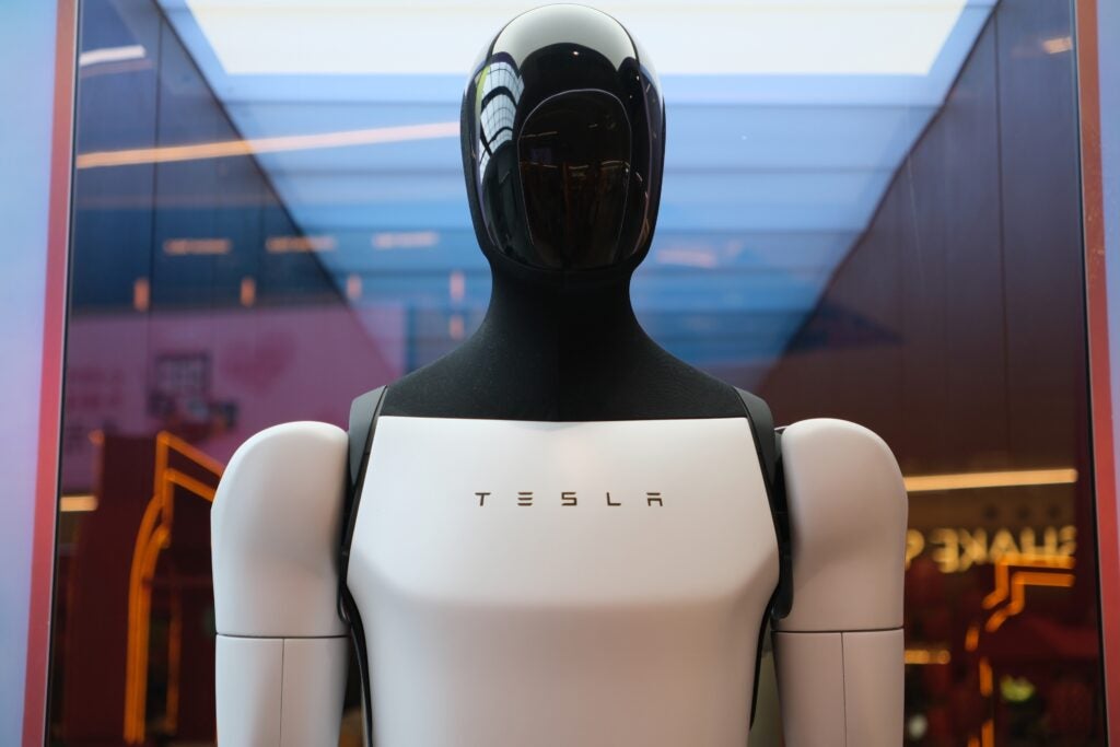 3TSLA : Tesla Reportedly Reinvents Optimus Training Strategy With…