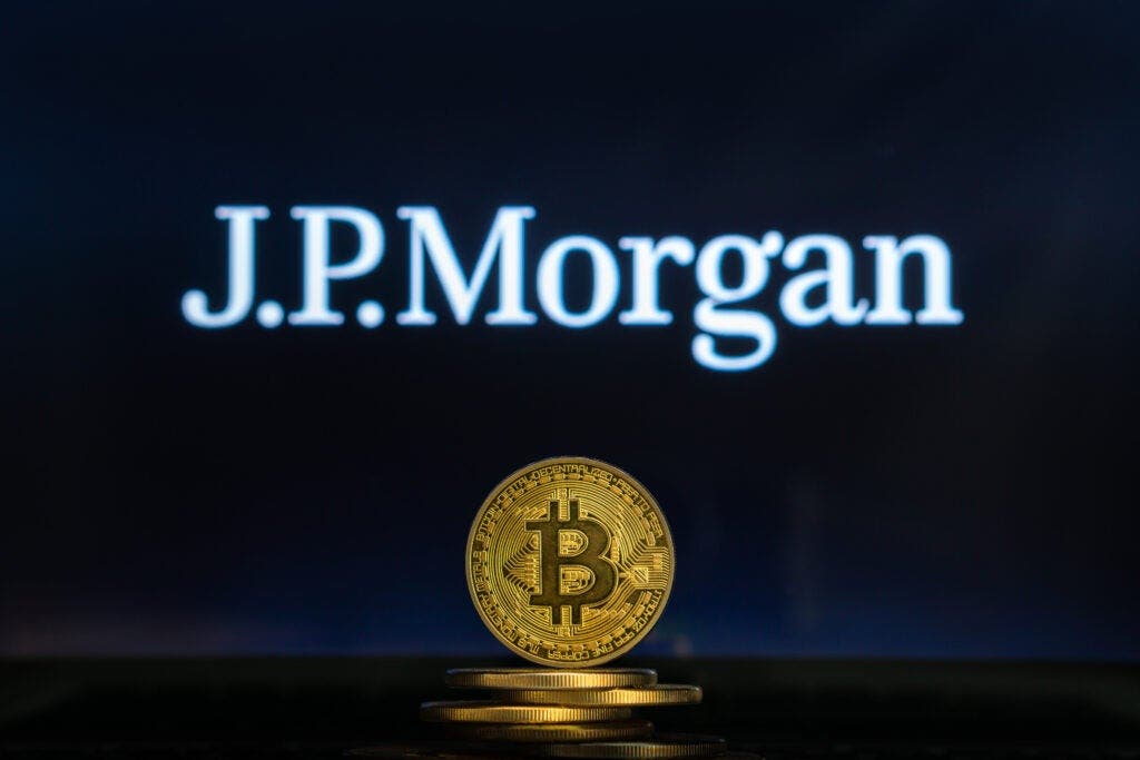 Feature Image for interests on Consumer Cyclical, CryptoCurrency, Cryptocurrency, Financial Services from benzinga.com