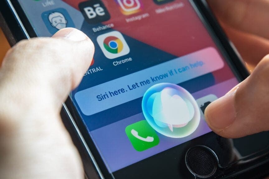Feature Image for interests on Apple, Chatbot, Chatgpt, Consumer Cyclical from benzinga.com