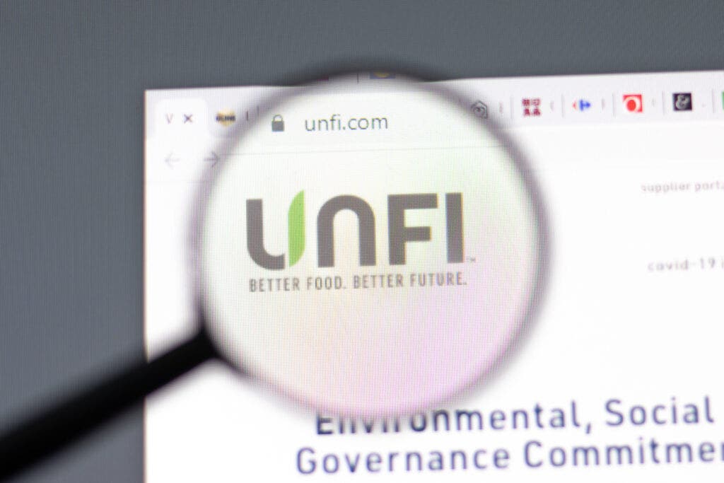 Feature Image for interests on Analyst Ratings, Consumer Defensive, Financial Services, Markets from benzinga.com