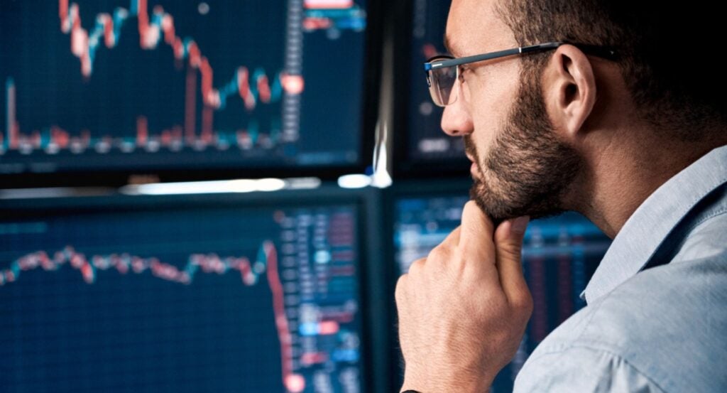 0 News Article Image Snap-on Beats Q3 Estimates As Repair, Industrial Demand Stays Strong - Snap-on  ( NYSE:SNA )