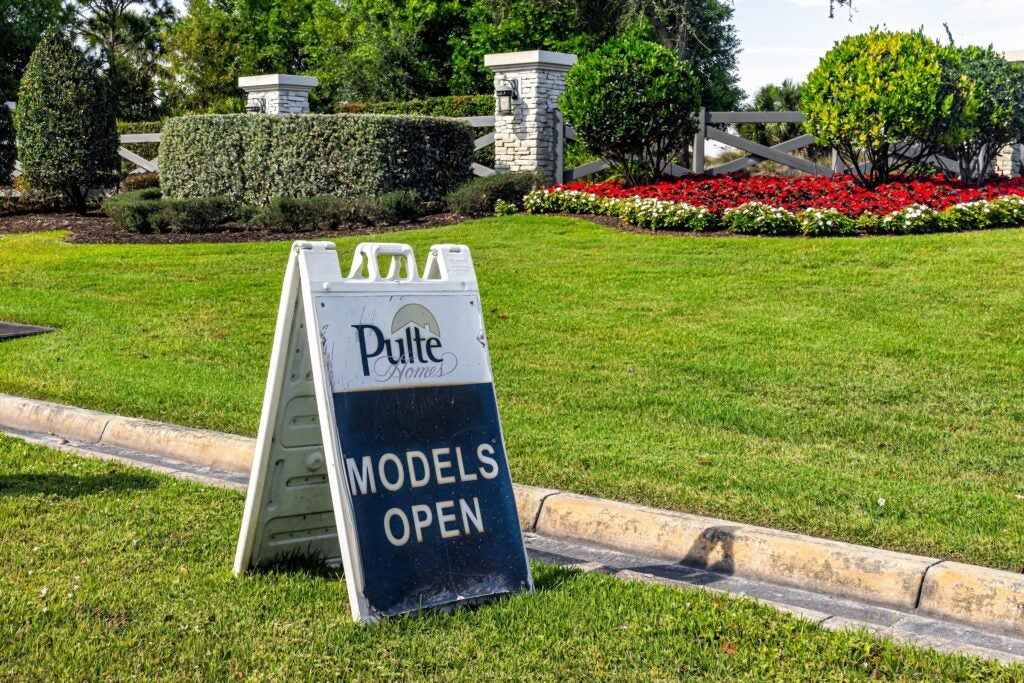 Homebuilder Pulte CEO Cites Weak Demand, Margin Pressure In Q3