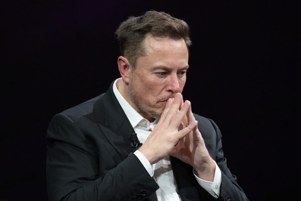 Elon Musk Says X Messages Are Fully Encrypted With No 'AWS Dependencies' Or Advertising Hooks - Amazon.com (NASDAQ:AMZN)