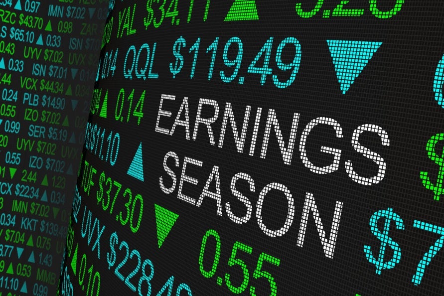 Top Stocks With Earnings This Week: SoFi, Apple, Meta and More