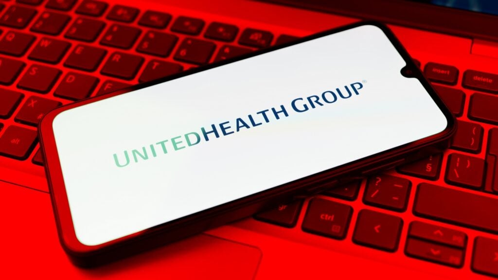 0 News Article Image Le bénéfice de 4,3 milliards de dollars de UnitedHealth alimenté par la "générosité de l'Oncle Sam", déclare un activiste de la santé : le gouvernement génère 78 % des revenus du plan de santé - UnitedHealth