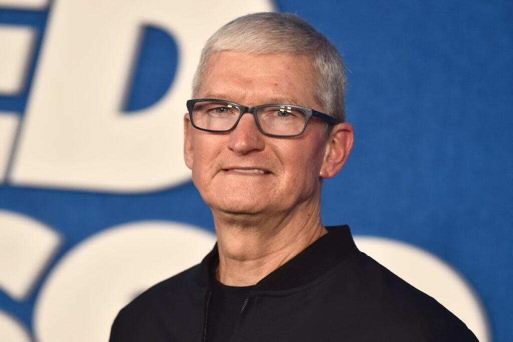 Tim Cook Unveils Apple's Record-Breaking Ad Business - Apple (NASDAQ:AAPL)