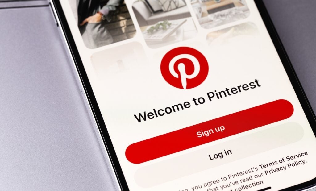 1 News Article Image Pinterest Analysts Slash Their Forecasts After Q3 Results - Pinterest  ( NYSE:PINS ) 