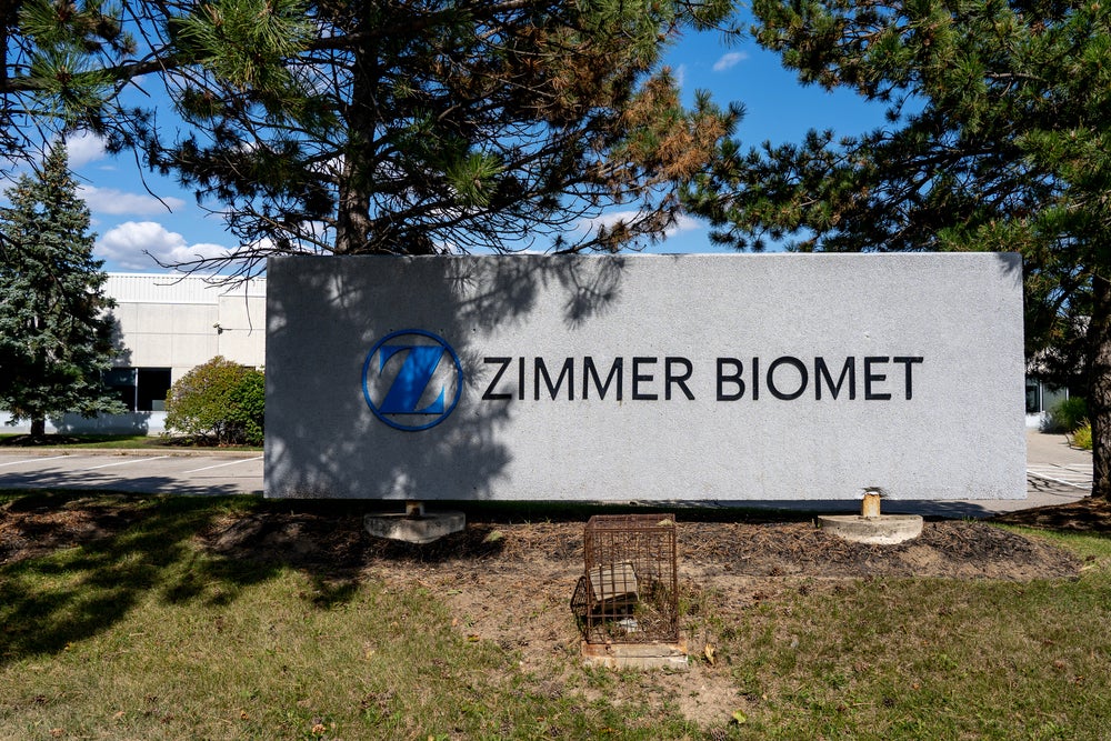 1 News Article Image Der Zimmer Biomet-Aktienkurs sinkt, da die Schwäche in Lateinamerika und bestimmten EU-Märkten die Prognose für das organische Wachstum beeinträchtigt - Zimmer Biomet Holdings