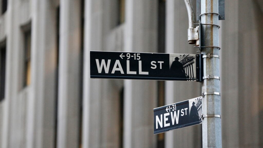 Stock Market Today: Dow Futures Rise, S&P 500 Slips After Breaking Below 6,550—New Fortress Energy, Gap, Intuit In Focus