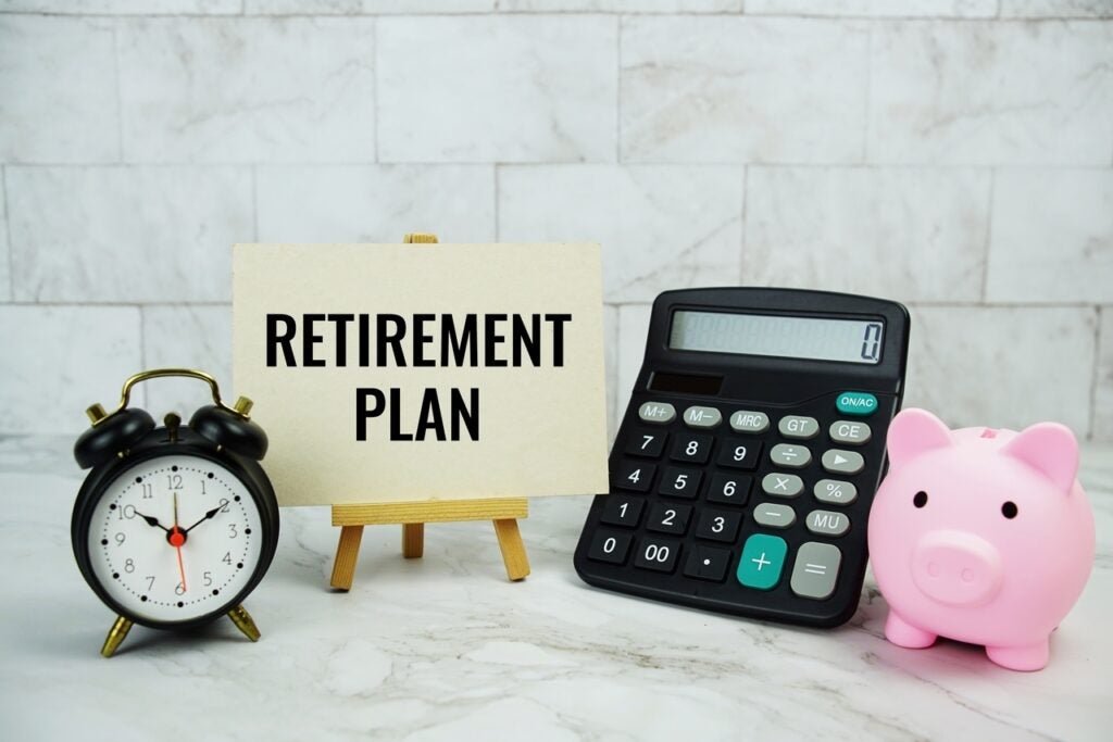 benzinga.com - Caroline Lubinsky - I Just Retired At 62 With $980K Between My 401(k), Roth IRA, And Brokerage Account-Which Do I Tap First So I Don't Get Crushed on Taxes?