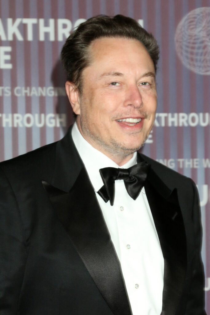 Famed Short Seller Jim Chanos Slams Elon Musk's 'No Need To Save Money' Narrative: 'No Need For Elevated Stock Prices Then, Either'