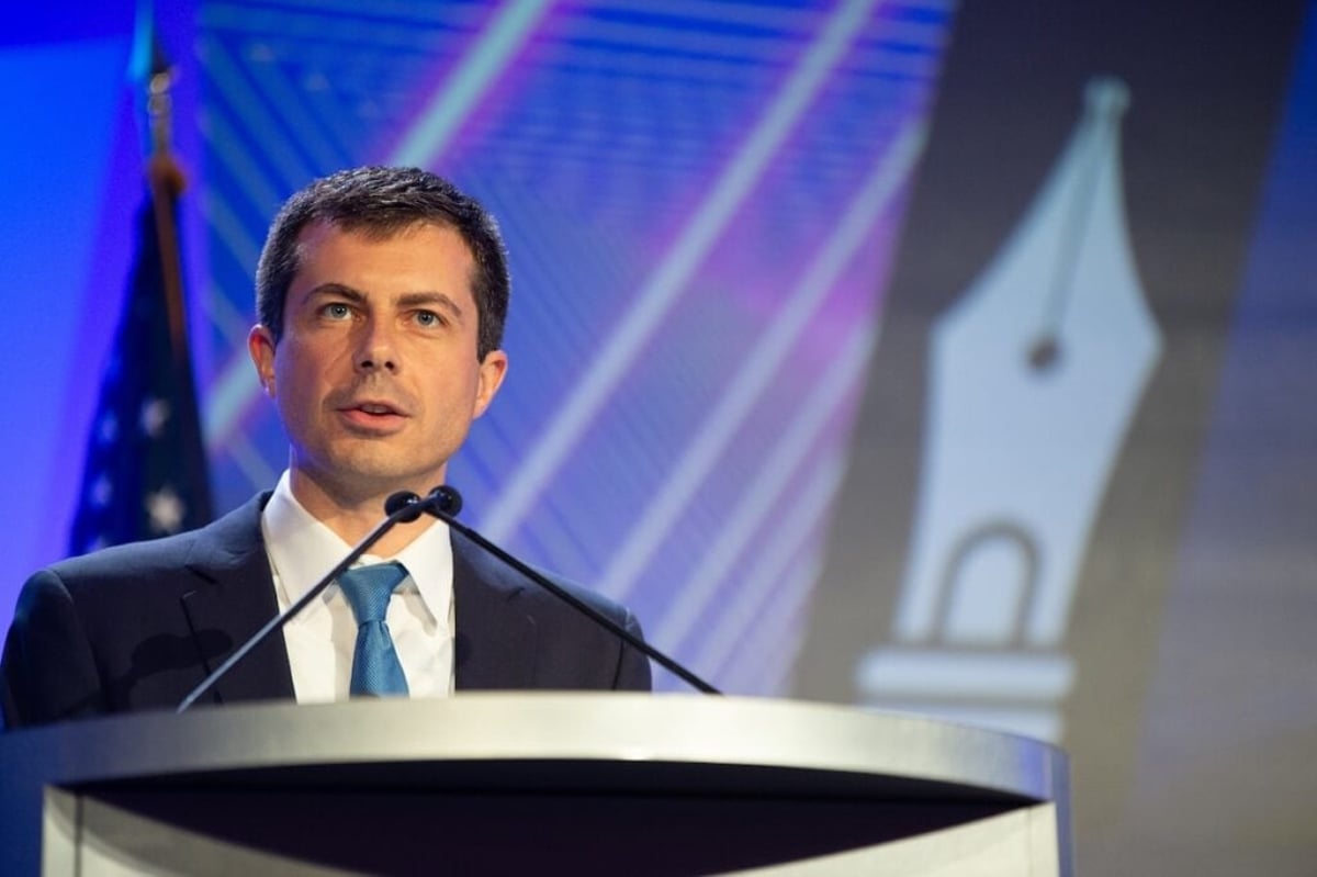 Pete Buttigieg Slams Stephen Miller's 'Iron Laws' Worldview, Warns Homeland Security Advisor's Ideas 'Make Americans Less Safe'