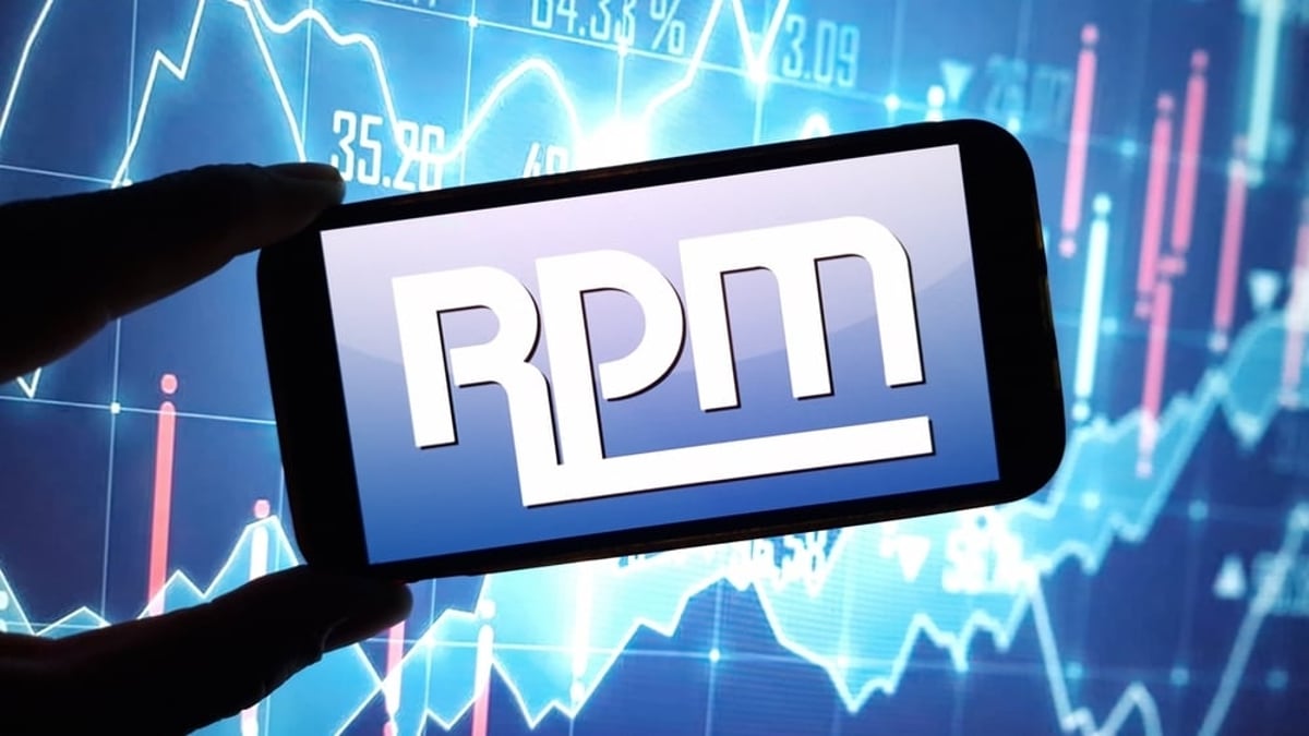 RPM Profit Slips After Shutdown Worsens Weak Construction Demand