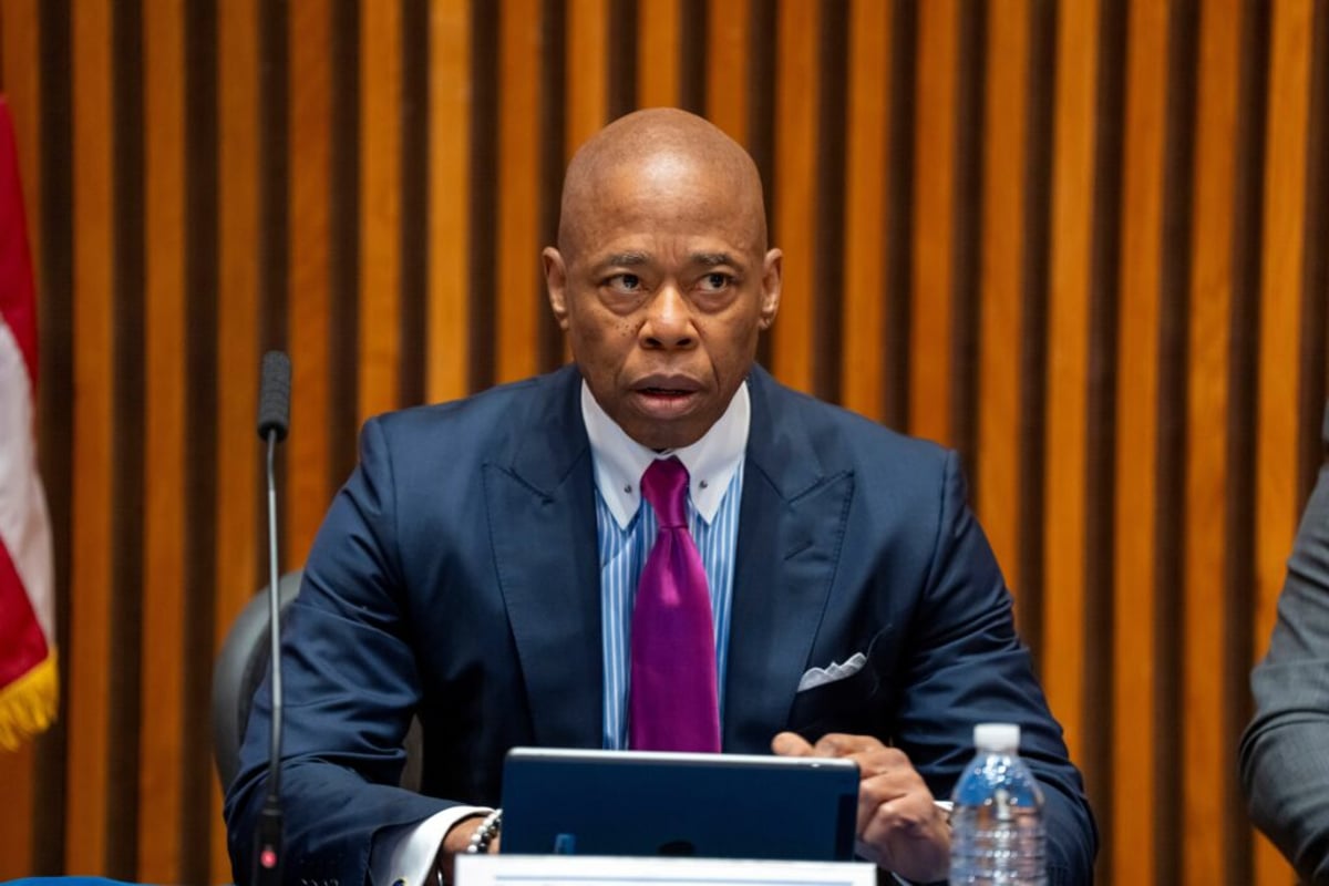 Eric Adams-Promoted Memecoin Crashes 80% Minutes After Launch, Sparking Rug Pull Allegations Against Former NYC Mayor