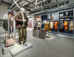 Anta takes Aim At Global Big Leagues With Puma Bid