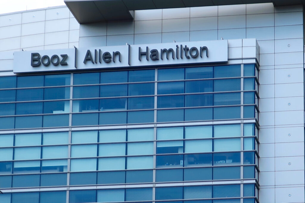 Top Wall Street Forecasters Revamp Booz Allen Hamilton Expectations Ahead Of Q3 Earnings
