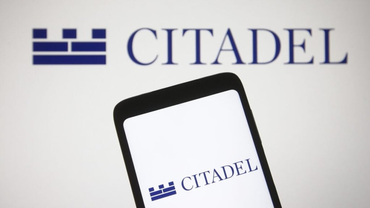 US Economy At Risk: Citadel CEO Ken Griffin Cautions Against Japan's Bond Market Scenario