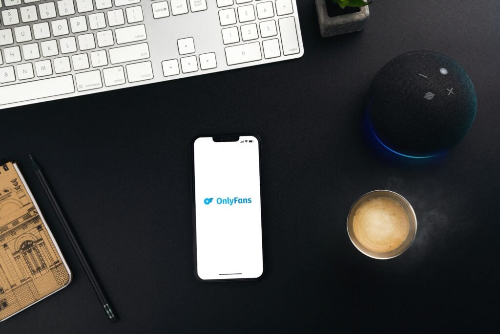 ‘Ramsey Show’ Caller, 21, Wants To Quit OnlyFans After 3 Years. The Problem? She Breaks Down Every Time She Tries, Even Though She’s Pregnant