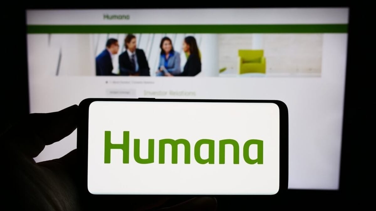 UnitedHealth Rival Humana Tops Valuation Metric As 26% YTD Plunge Creates Entry Point Amid Trump's Proposed Medicare Rates