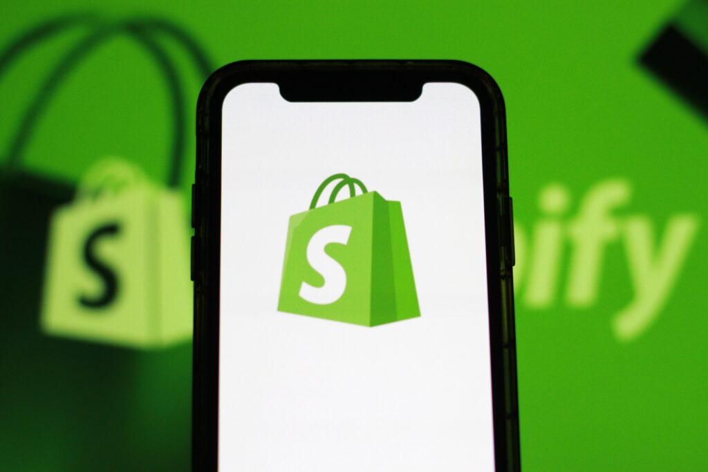 0 News Article Image Les actions de Shopify sont en tendance le mardi - Voici pourquoi