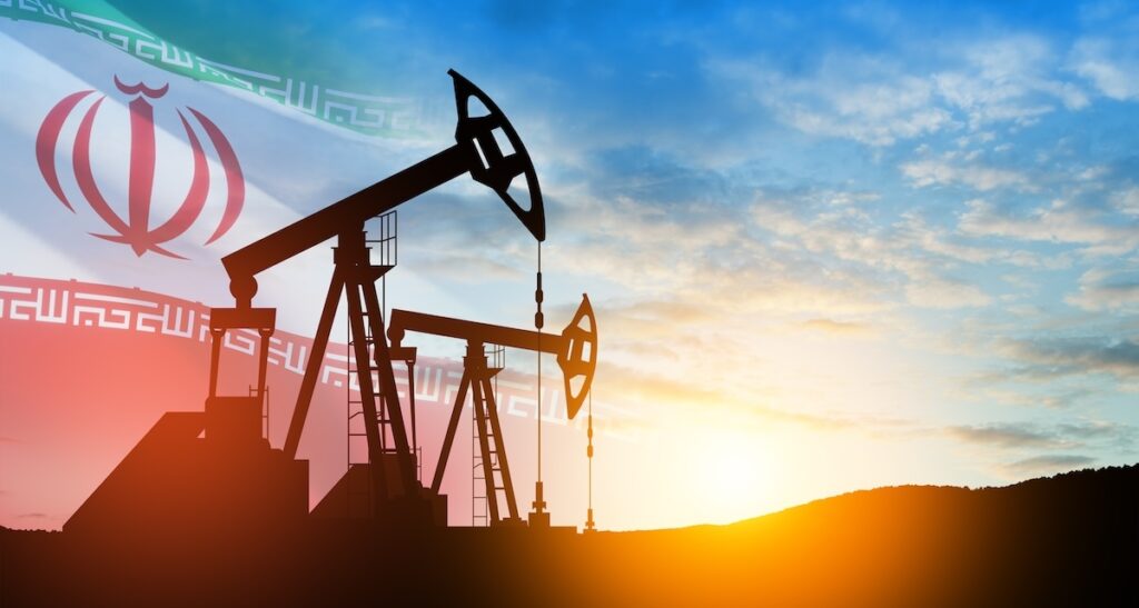 Dow Futures Down 106 Points, Oil Prices Cross $105; US Paratroopers Reportedly Arrive In Middle East While Iran Calls Ceasefire Terms 'Unrealistic'