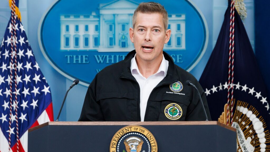 Sean Duffy Says Trump 'Loves' Big Deals, Signals Possibility For Mergers In US Aviation Sector