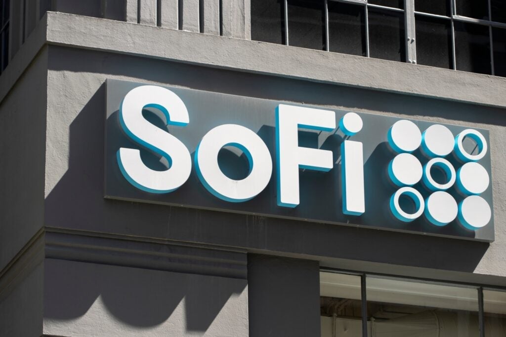 SoFi Technologies Stock Edges Higher As Investors Digest Record Q1 Revenue - SoFi Technologies (NASDAQ:SO
